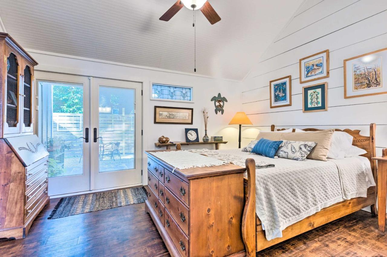 Historic Biloxi Bay Cottage With Beautiful View Ocean Springs Exterior photo