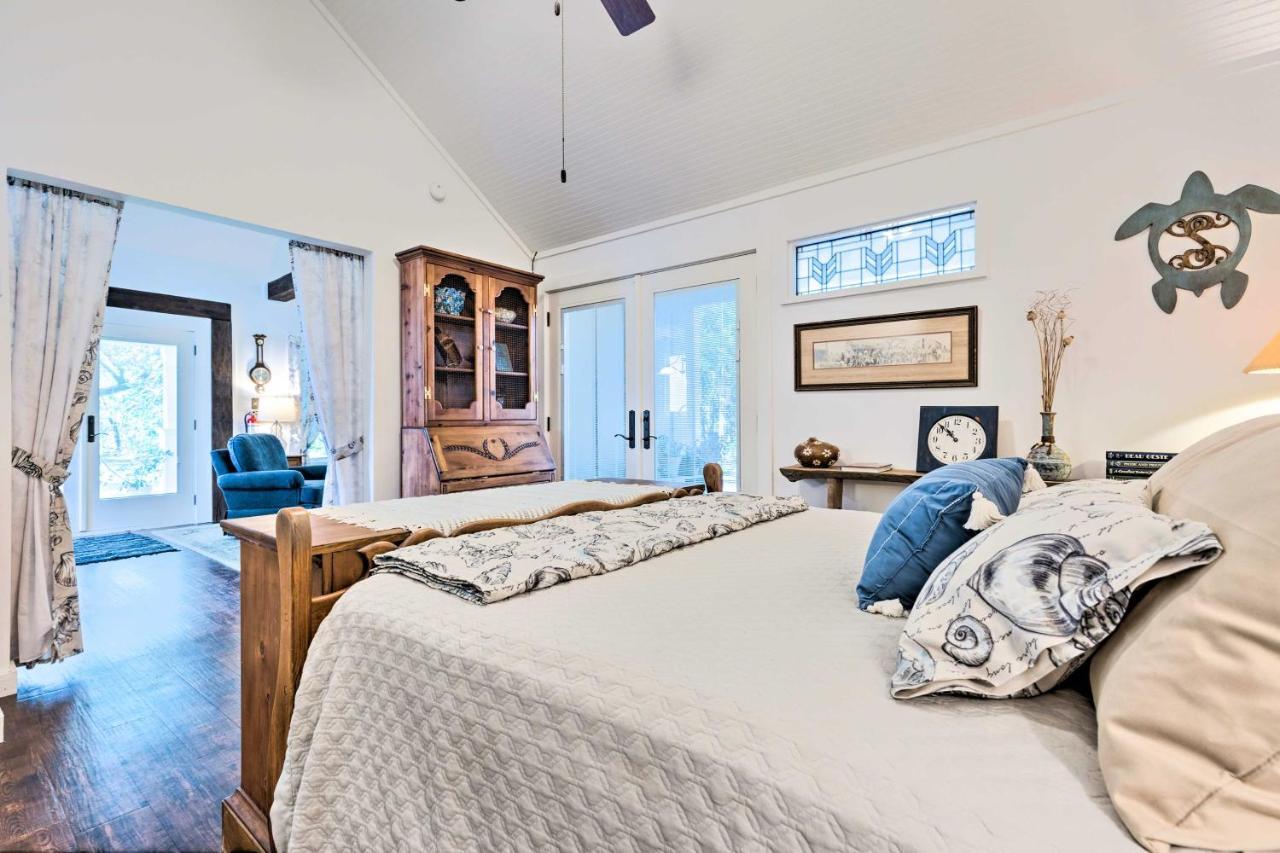 Historic Biloxi Bay Cottage With Beautiful View Ocean Springs Exterior photo