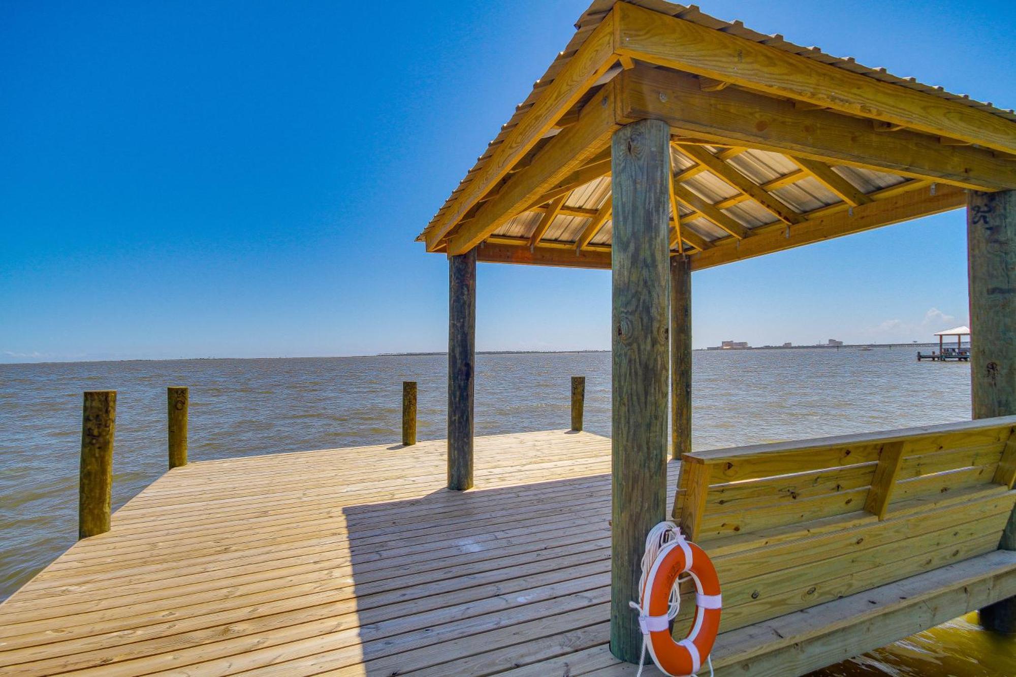 Historic Biloxi Bay Cottage With Beautiful View Ocean Springs Exterior photo