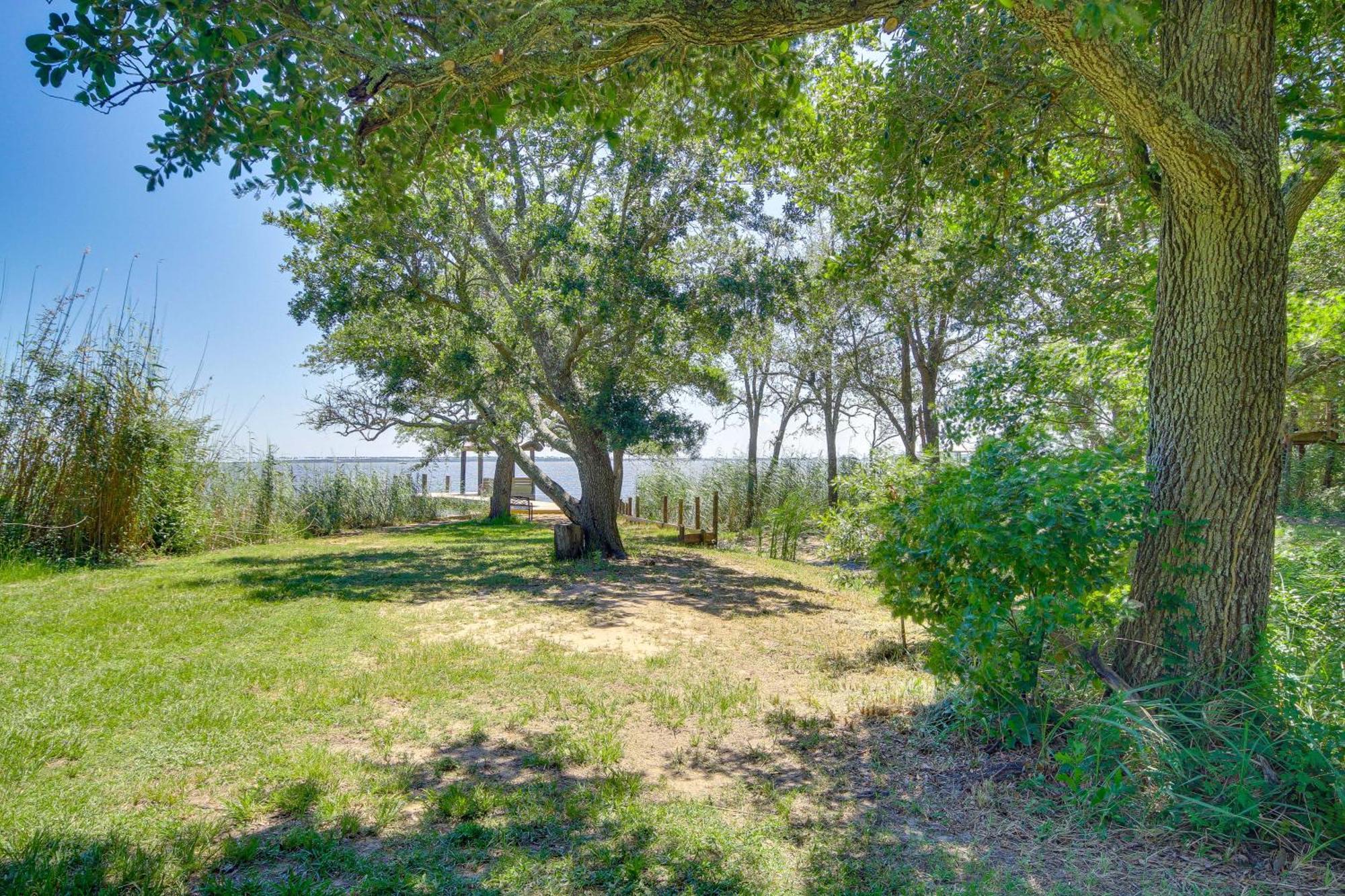 Historic Biloxi Bay Cottage With Beautiful View Ocean Springs Exterior photo